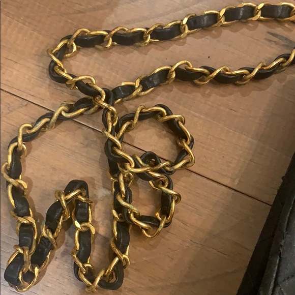 AUTHENTIC Vintage Chanel purse - Picture 3 of 9